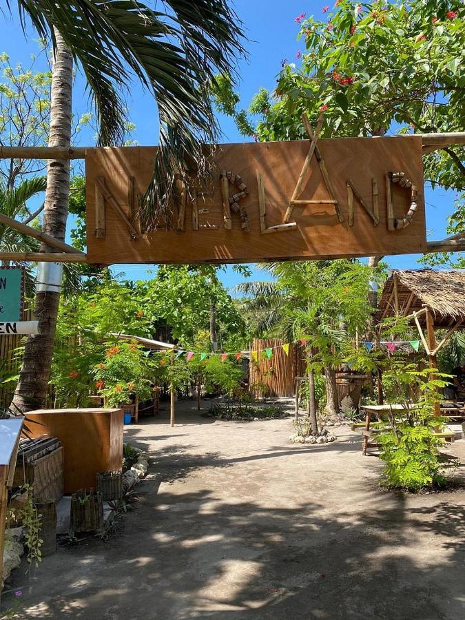 Georgia'S Neverland Hostel Logon Εξωτερικό φωτογραφία