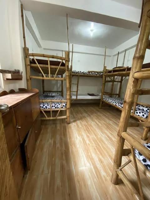 Georgia'S Neverland Hostel Logon Εξωτερικό φωτογραφία